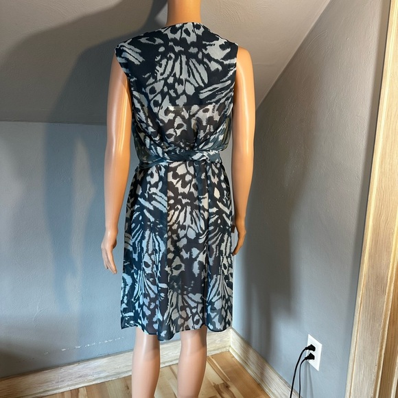 Gottex Miss Butterfly Blue Print Sheer Sleeveless Cover-Up Dress Size Medium NWT - Picture 5 of 5